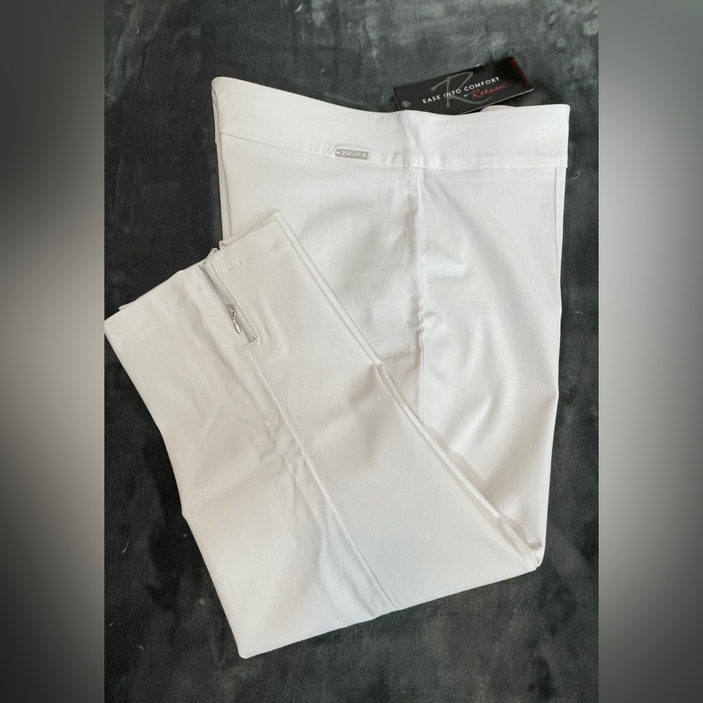 Rekucci white designer capri jeans
With zipper detail at ankle - Picture 8 of 9